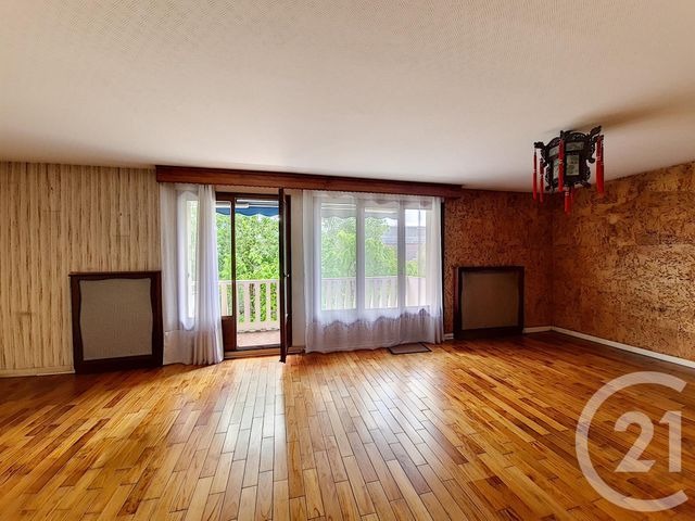 Afficher la photo en grand Appartement F3 à vendre - 3 pièces - 63.27 m2 - LE BOURGET - 93 - ILE-DE-FRANCE - Century 21 Pierrimo