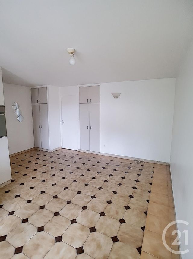Afficher la photo en grand Appartement F2 à louer - 2 pièces - 35.03 m2 - DRANCY - 93 - ILE-DE-FRANCE - Century 21 Pierrimo