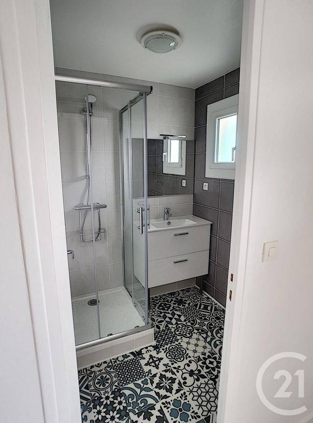 Afficher la photo en grand Appartement F2 à louer - 2 pièces - 35.03 m2 - DRANCY - 93 - ILE-DE-FRANCE - Century 21 Pierrimo