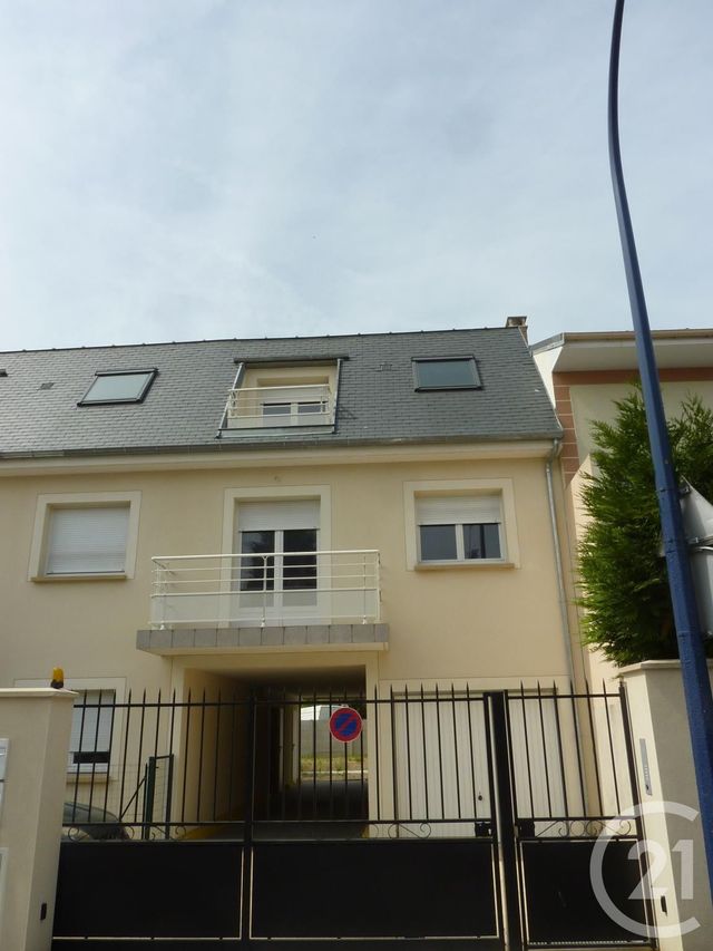 Appartement F3 à louer - 3 pièces - 62.52 m2 - DRANCY - 93 - ILE-DE-FRANCE - Century 21 Pierrimo Appartement F3 à louer - 3 pièces - 62.52 m2 - DRANCY - 93 - ILE-DE-FRANCE - Century 21 Pierrimo