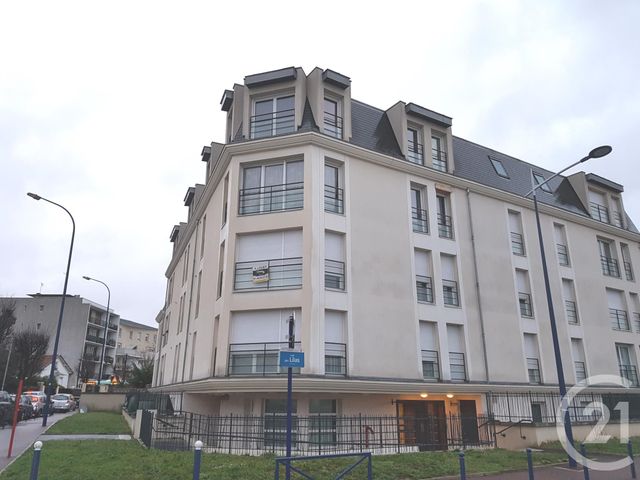 Appartement F4 à louer - 4 pièces - 84.7 m2 - DRANCY - 93 - ILE-DE-FRANCE - Century 21 Pierrimo Appartement F4 à louer - 4 pièces - 84.7 m2 - DRANCY - 93 - ILE-DE-FRANCE - Century 21 Pierrimo