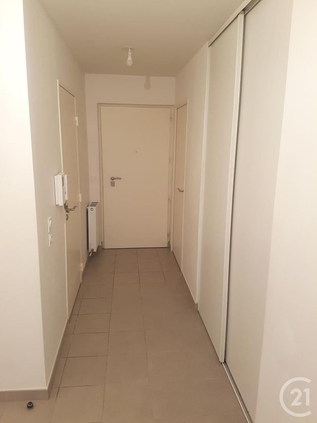 Appartement F4 à louer - 4 pièces - 84.7 m2 - DRANCY - 93 - ILE-DE-FRANCE - Century 21 Pierrimo Appartement F4 à louer - 4 pièces - 84.7 m2 - DRANCY - 93 - ILE-DE-FRANCE - Century 21 Pierrimo