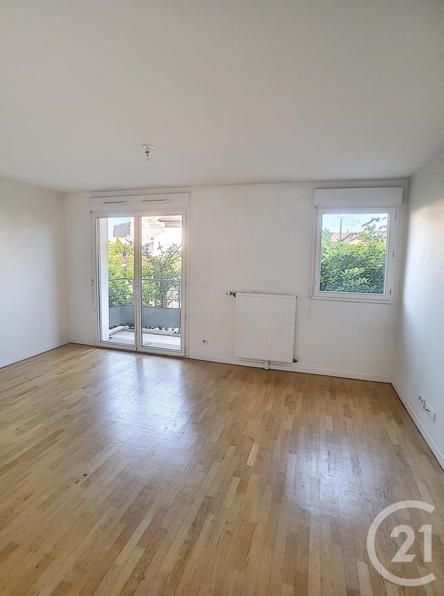 Appartement F1 à louer - 1 pièce - 30.87 m2 - DRANCY - 93 - ILE-DE-FRANCE - Century 21 Pierrimo Appartement F1 à louer - 1 pièce - 30.87 m2 - DRANCY - 93 - ILE-DE-FRANCE - Century 21 Pierrimo