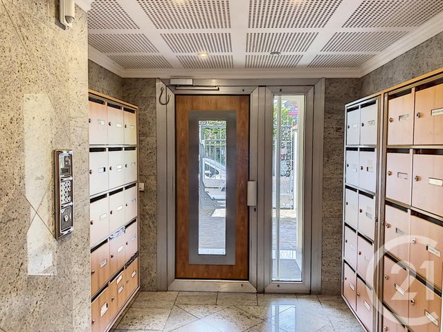Appartement F2 à vendre - 2 pièces - 45.86 m2 - AULNAY SOUS BOIS - 93 - ILE-DE-FRANCE - Century 21 Pierrimo Appartement F2 à vendre - 2 pièces - 45.86 m2 - AULNAY SOUS BOIS - 93 - ILE-DE-FRANCE - Century 21 Pierrimo
