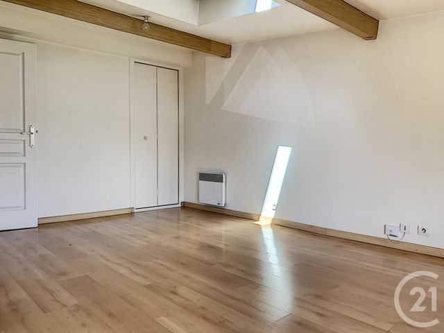 Appartement F2 à vendre - 2 pièces - 45.86 m2 - AULNAY SOUS BOIS - 93 - ILE-DE-FRANCE - Century 21 Pierrimo Appartement F2 à vendre - 2 pièces - 45.86 m2 - AULNAY SOUS BOIS - 93 - ILE-DE-FRANCE - Century 21 Pierrimo