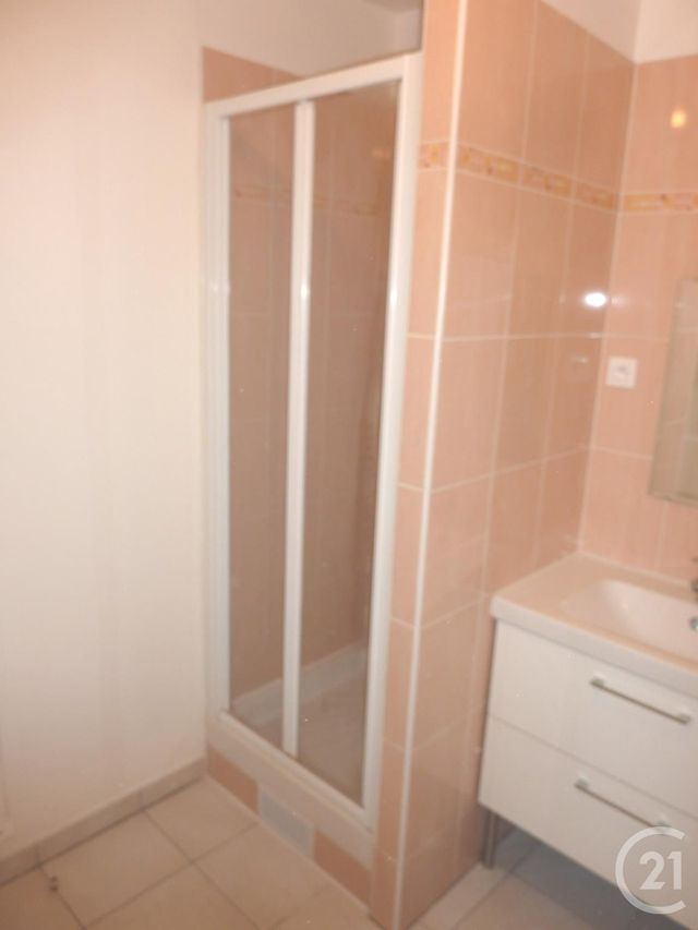 Afficher la photo en grand Appartement F1 à louer - 1 pièce - 28.02 m2 - DRANCY - 93 - ILE-DE-FRANCE - Century 21 Pierrimo