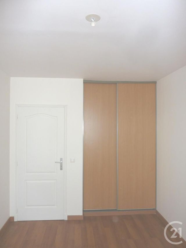 Afficher la photo en grand Appartement F1 à louer - 1 pièce - 28.02 m2 - DRANCY - 93 - ILE-DE-FRANCE - Century 21 Pierrimo