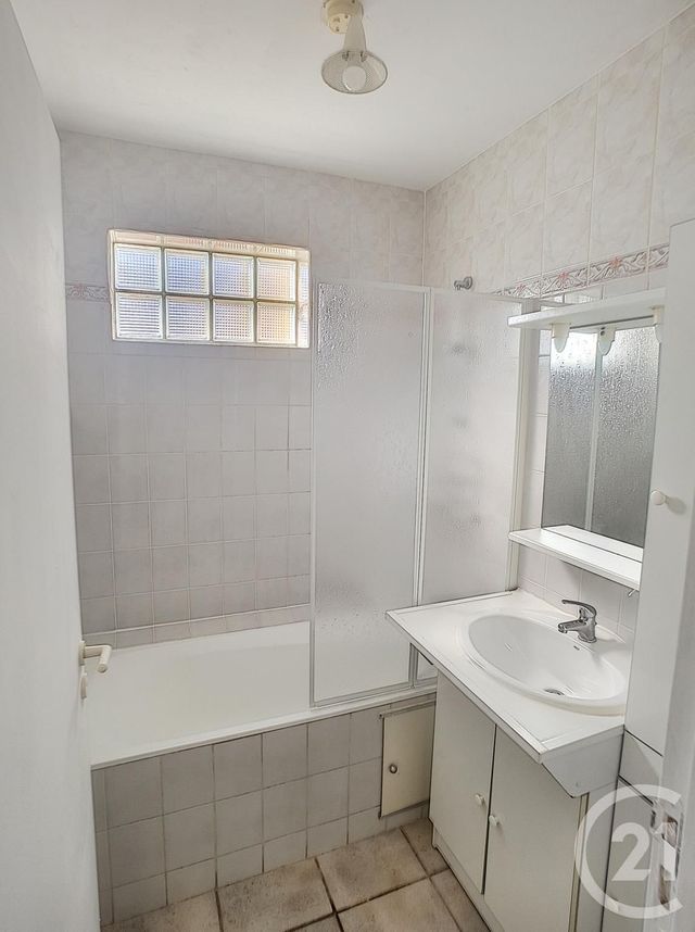 Afficher la photo en grand Studio à louer - 1 pièce - 26.92 m2 - DRANCY - 93 - ILE-DE-FRANCE - Century 21 Pierrimo