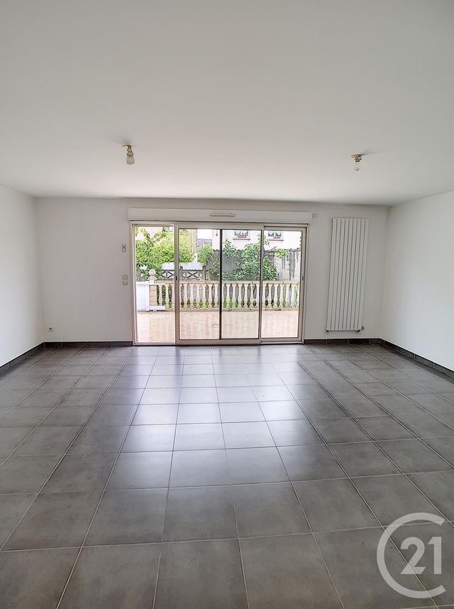 Afficher la photo en grand Appartement F4 à louer - 4 pièces - 102.37 m2 - DRANCY - 93 - ILE-DE-FRANCE - Century 21 Pierrimo