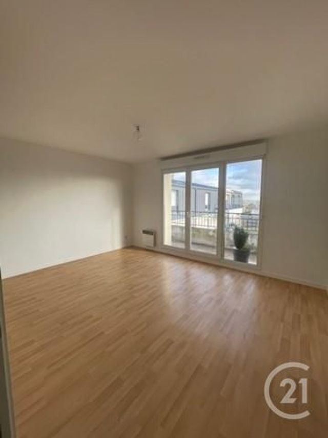 Appartement F2 à vendre - 2 pièces - 37.98 m2 - DRANCY - 93 - ILE-DE-FRANCE - Century 21 Pierrimo