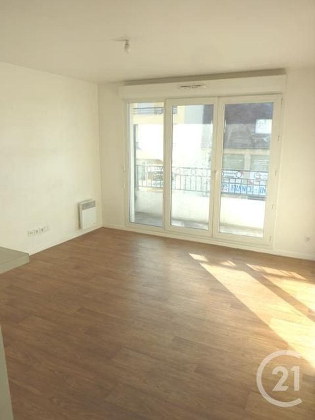 Appartement F2 à vendre - 2 pièces - 32.81 m2 - DRANCY - 93 - ILE-DE-FRANCE - Century 21 Pierrimo