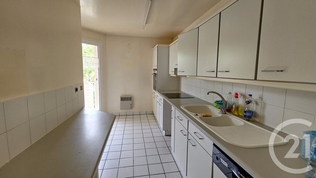 Appartement F5 à vendre - 5 pièces - 92.19 m2 - LE BOURGET - 93 - ILE-DE-FRANCE - Century 21 Pierrimo