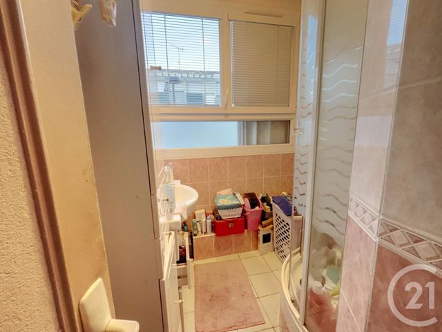 Appartement F3 à vendre - 3 pièces - 54.38 m2 - LE BOURGET - 93 - ILE-DE-FRANCE - Century 21 Pierrimo