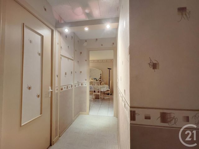 Appartement F3 à vendre - 3 pièces - 54.38 m2 - LE BOURGET - 93 - ILE-DE-FRANCE - Century 21 Pierrimo