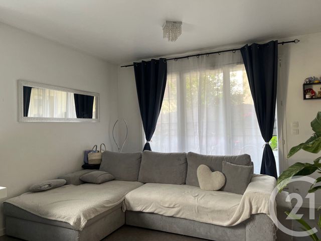 Afficher la photo en grand Appartement F4 à vendre - 4 pièces - 76.91 m2 - LE BLANC MESNIL - 93 - ILE-DE-FRANCE - Century 21 Pierrimo