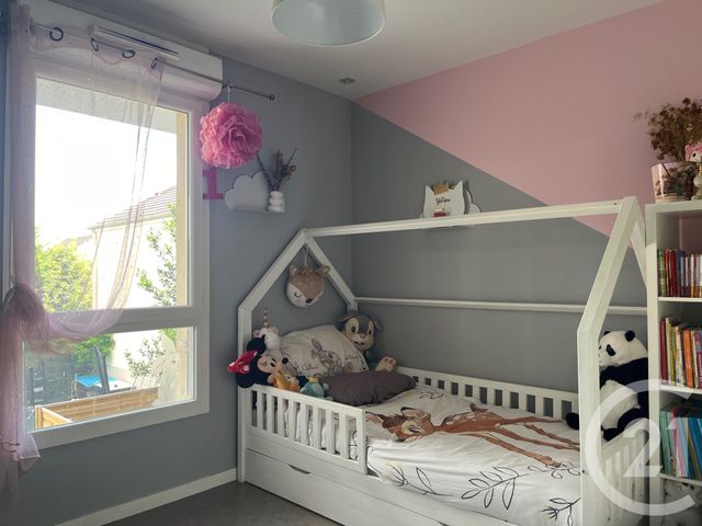 Afficher la photo en grand Appartement F4 à vendre - 4 pièces - 76.91 m2 - LE BLANC MESNIL - 93 - ILE-DE-FRANCE - Century 21 Pierrimo