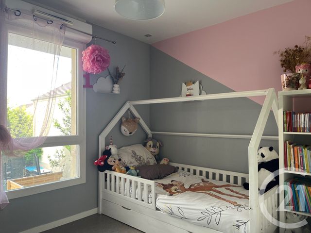 Afficher la photo en grand Appartement F4 à vendre - 4 pièces - 76.91 m2 - LE BLANC MESNIL - 93 - ILE-DE-FRANCE - Century 21 Pierrimo