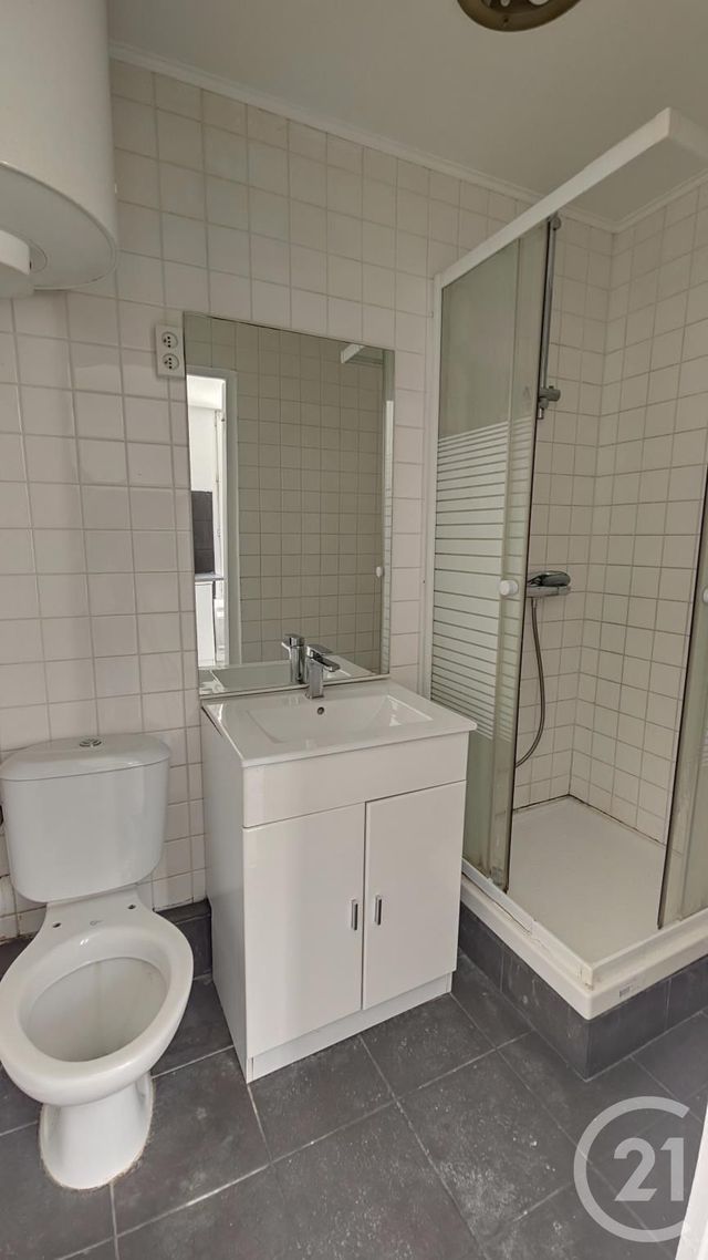 Afficher la photo en grand Appartement F2 à vendre - 2 pièces - 22.0 m2 - LE BOURGET - 93 - ILE-DE-FRANCE - Century 21 Pierrimo