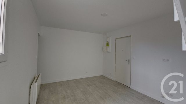 Afficher la photo en grand Appartement Duplex à vendre - 2 pièces - 25.39 m2 - LE BLANC MESNIL - 93 - ILE-DE-FRANCE - Century 21 Pierrimo