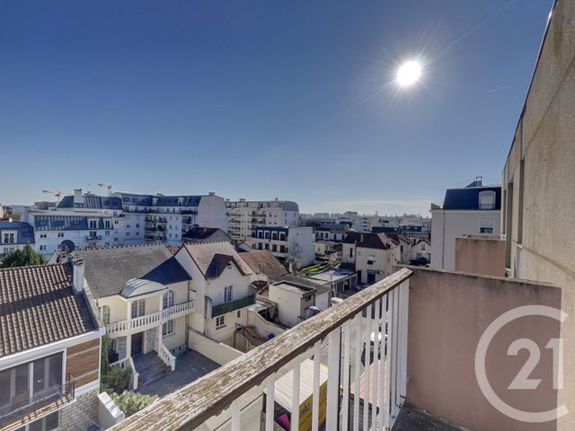 Appartement F3 à vendre - 4 pièces - 76.4 m2 - DRANCY - 93 - ILE-DE-FRANCE - Century 21 Pierrimo