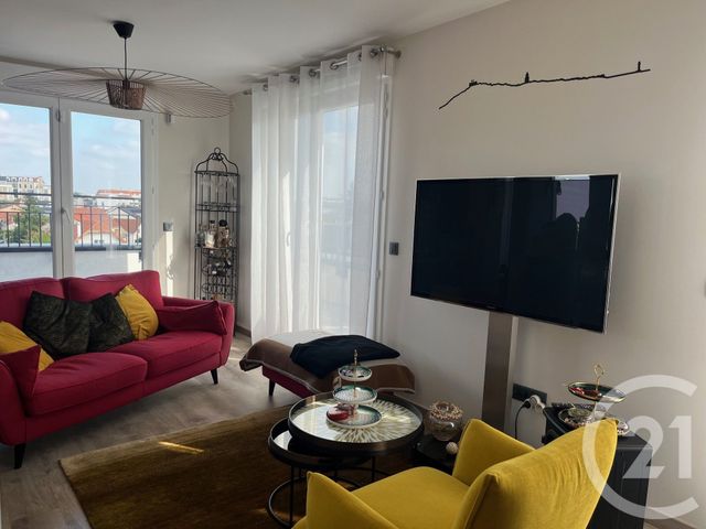 Afficher la photo en grand Appartement F4 à vendre - 4 pièces - 77.63 m2 - LE BLANC MESNIL - 93 - ILE-DE-FRANCE - Century 21 Pierrimo