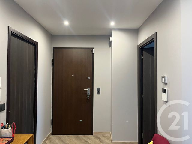 Afficher la photo en grand Appartement F4 à vendre - 4 pièces - 77.63 m2 - LE BLANC MESNIL - 93 - ILE-DE-FRANCE - Century 21 Pierrimo
