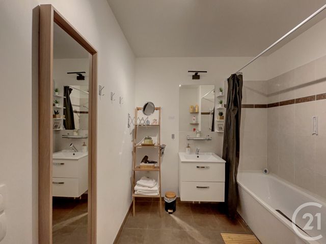 Appartement à vendre - 3 pièces - 64.0 m2 - LE BLANC MESNIL - 93 - ILE-DE-FRANCE - Century 21 Pierrimo