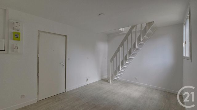 Appartement Duplex à vendre - 2 pièces - 25.39 m2 - LE BLANC MESNIL - 93 - ILE-DE-FRANCE - Century 21 Pierrimo