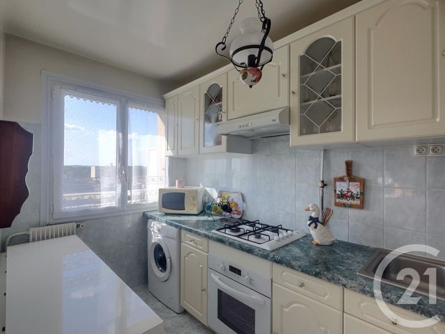 Appartement F1 à vendre - 1 pièce - 29.69 m2 - LE BOURGET - 93 - ILE-DE-FRANCE - Century 21 Pierrimo