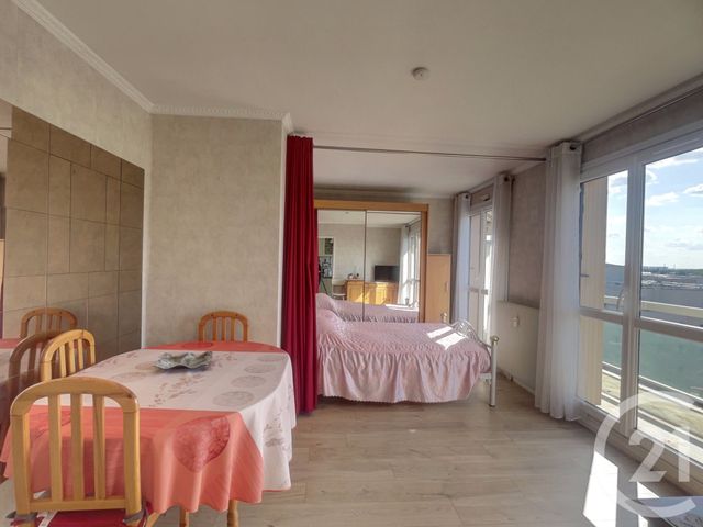 Appartement F1 à vendre - 1 pièce - 29.69 m2 - LE BOURGET - 93 - ILE-DE-FRANCE - Century 21 Pierrimo