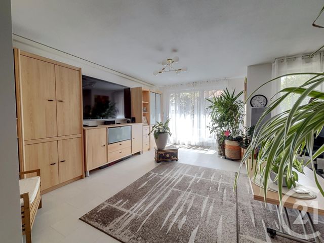 Appartement F4 à vendre - 4 pièces - 69.48 m2 - DRANCY - 93 - ILE-DE-FRANCE - Century 21 Pierrimo