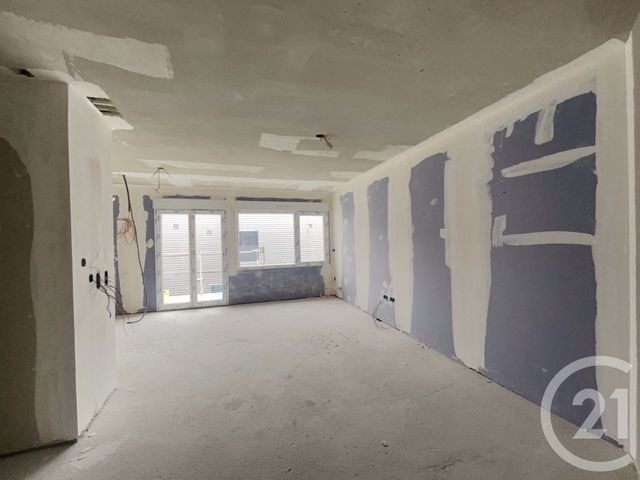 Appartement F3 à vendre - 3 pièces - 64.87 m2 - EPINAY SUR SEINE - 93 - ILE-DE-FRANCE - Century 21 Pierrimo