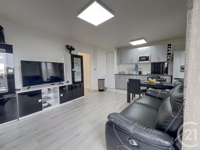 Appartement F3 à vendre - 3 pièces - 60.46 m2 - LE BLANC MESNIL - 93 - ILE-DE-FRANCE - Century 21 Pierrimo