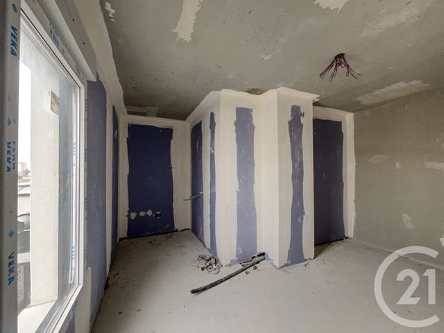 Appartement F4 à vendre - 4 pièces - 82.39 m2 - EPINAY SUR SEINE - 93 - ILE-DE-FRANCE - Century 21 Pierrimo