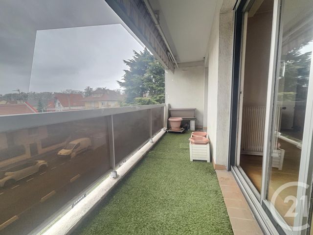 Appartement F3 à vendre - 3 pièces - 74.33 m2 - LE BOURGET - 93 - ILE-DE-FRANCE - Century 21 Pierrimo