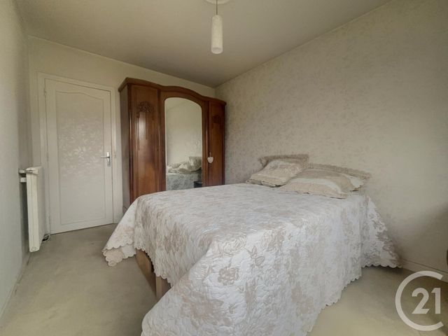 Appartement F3 à vendre - 3 pièces - 74.33 m2 - LE BOURGET - 93 - ILE-DE-FRANCE - Century 21 Pierrimo