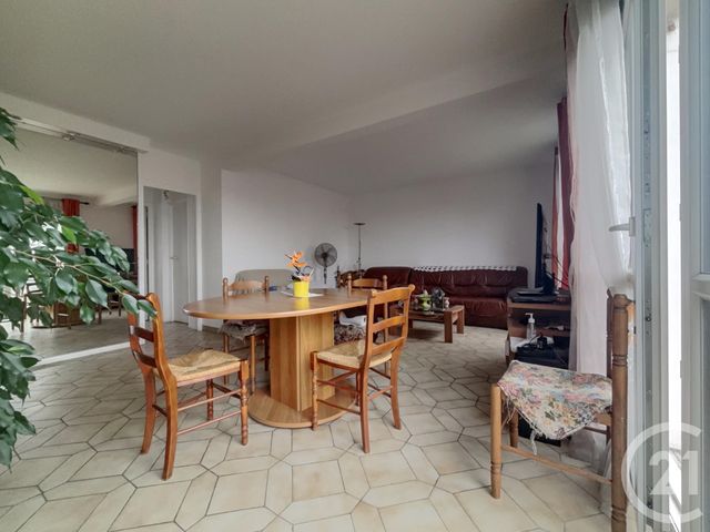 Appartement F4 à vendre - 4 pièces - 62.66 m2 - DRANCY - 93 - ILE-DE-FRANCE - Century 21 Pierrimo