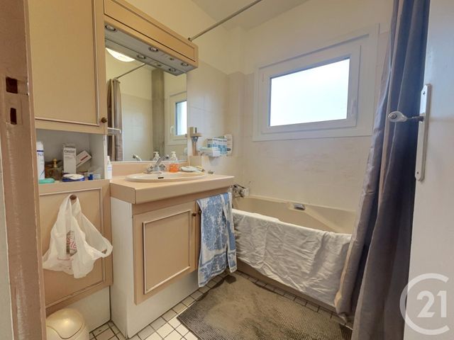 Appartement F4 à vendre - 4 pièces - 62.66 m2 - DRANCY - 93 - ILE-DE-FRANCE - Century 21 Pierrimo