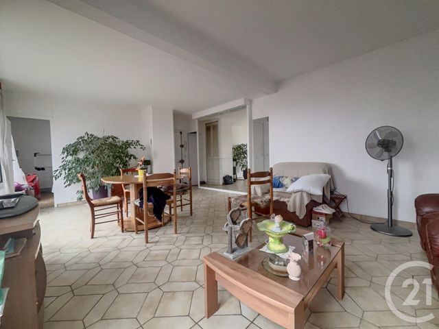 Appartement F4 à vendre - 4 pièces - 62.66 m2 - DRANCY - 93 - ILE-DE-FRANCE - Century 21 Pierrimo