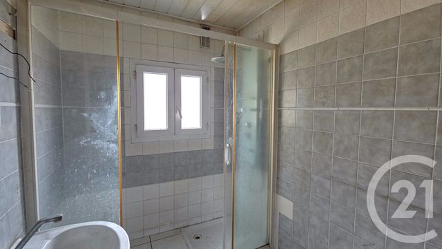 Appartement F4 à vendre - 4 pièces - 68.13 m2 - DRANCY - 93 - ILE-DE-FRANCE - Century 21 Pierrimo