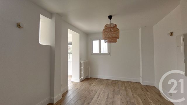 Appartement F5 à vendre - 5 pièces - 84.75 m2 - LE BOURGET - 93 - ILE-DE-FRANCE - Century 21 Pierrimo
