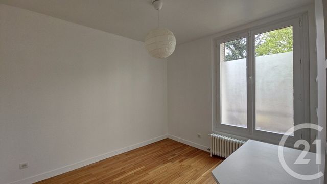 Appartement F5 à vendre - 5 pièces - 84.75 m2 - LE BOURGET - 93 - ILE-DE-FRANCE - Century 21 Pierrimo