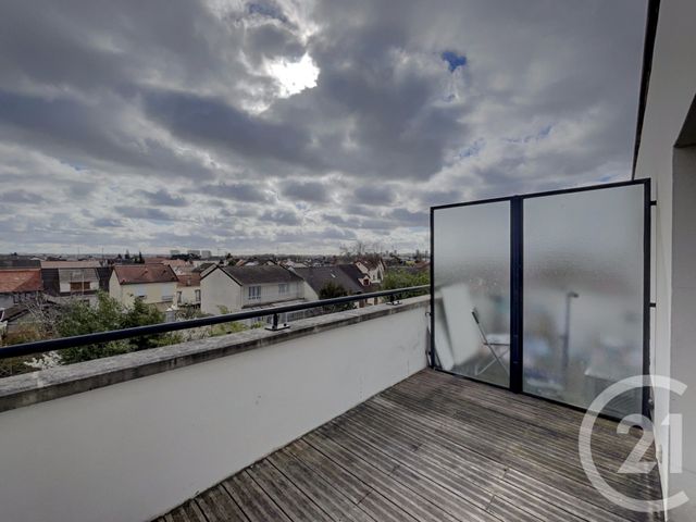 Appartement F3 à vendre - 3 pièces - 61.47 m2 - LE BLANC MESNIL - 93 - ILE-DE-FRANCE - Century 21 Pierrimo