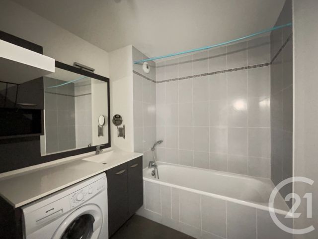 Appartement F3 à vendre - 3 pièces - 61.47 m2 - LE BLANC MESNIL - 93 - ILE-DE-FRANCE - Century 21 Pierrimo