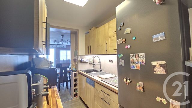 Appartement F4 à vendre - 4 pièces - 77.17 m2 - DRANCY - 93 - ILE-DE-FRANCE - Century 21 Pierrimo