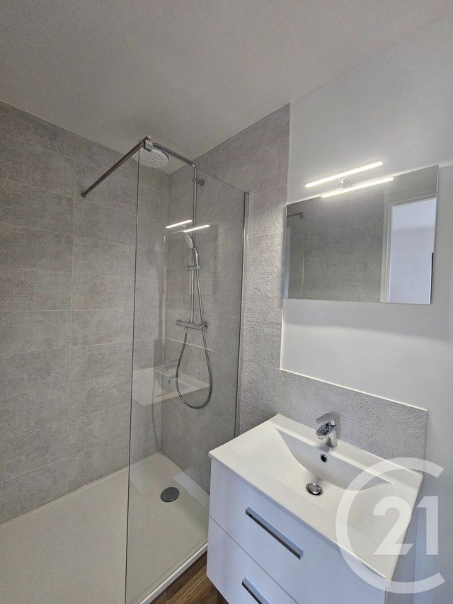 Appartement F2 à vendre - 2 pièces - 38.39 m2 - LE BOURGET - 93 - ILE-DE-FRANCE - Century 21 Pierrimo