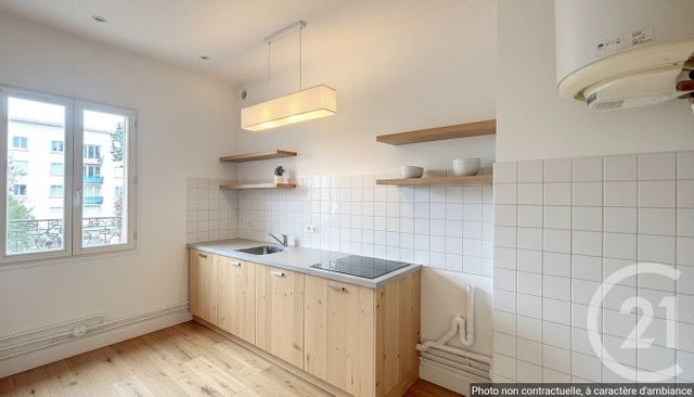 Appartement à vendre - 2 pièces - 44.12 m2 - LE BOURGET - 93 - ILE-DE-FRANCE - Century 21 Pierrimo