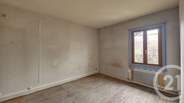 Appartement à vendre - 2 pièces - 44.12 m2 - LE BOURGET - 93 - ILE-DE-FRANCE - Century 21 Pierrimo