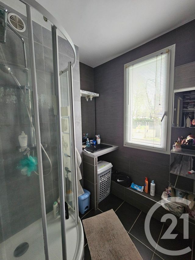 Appartement F5 à vendre - 5 pièces - 76.04 m2 - DRANCY - 93 - ILE-DE-FRANCE - Century 21 Pierrimo