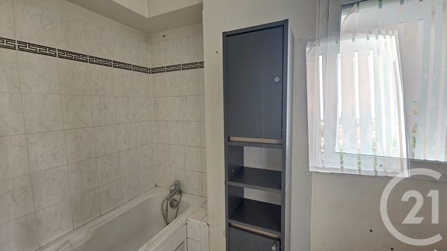 Appartement F3 à vendre - 3 pièces - 77.73 m2 - LE BLANC MESNIL - 93 - ILE-DE-FRANCE - Century 21 Pierrimo